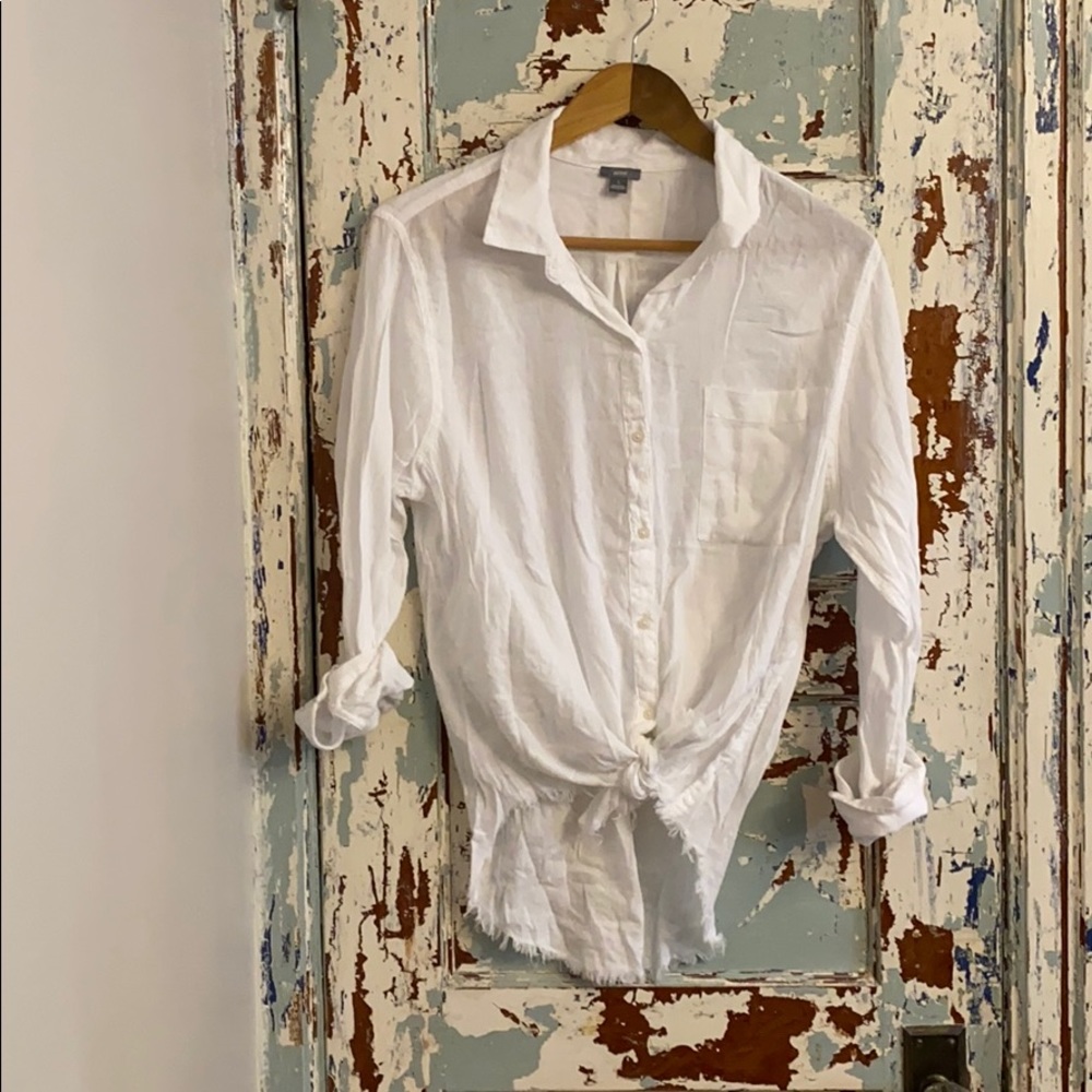Aerie linen beach button down